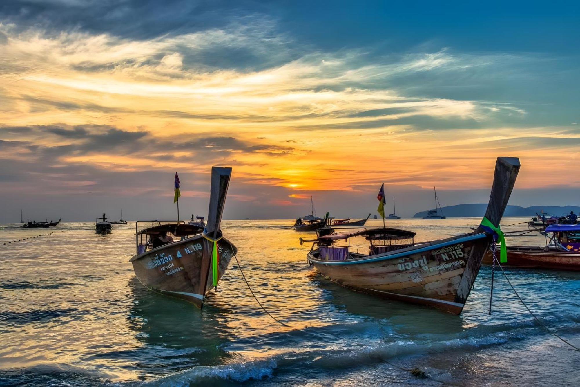 เบา ป่าตอง Bao Phuket Pathong *